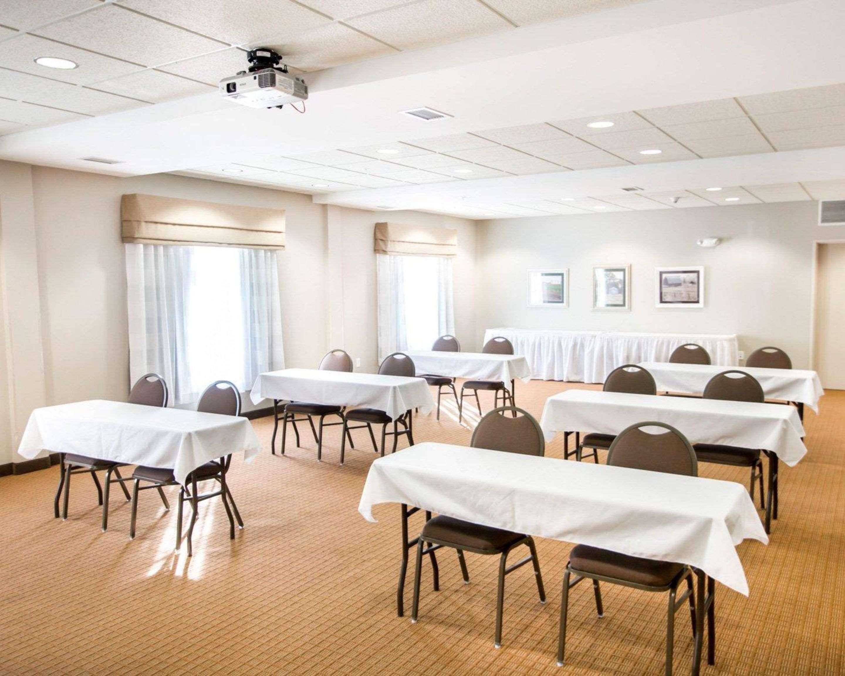 Sleep Inn & Suites Norton Esterno foto