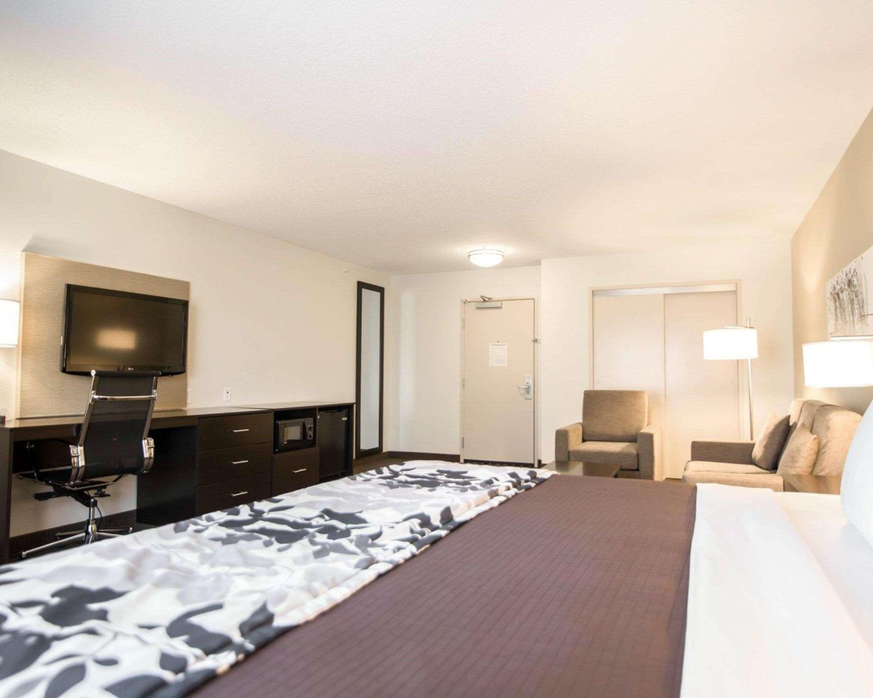 Sleep Inn & Suites Norton Esterno foto