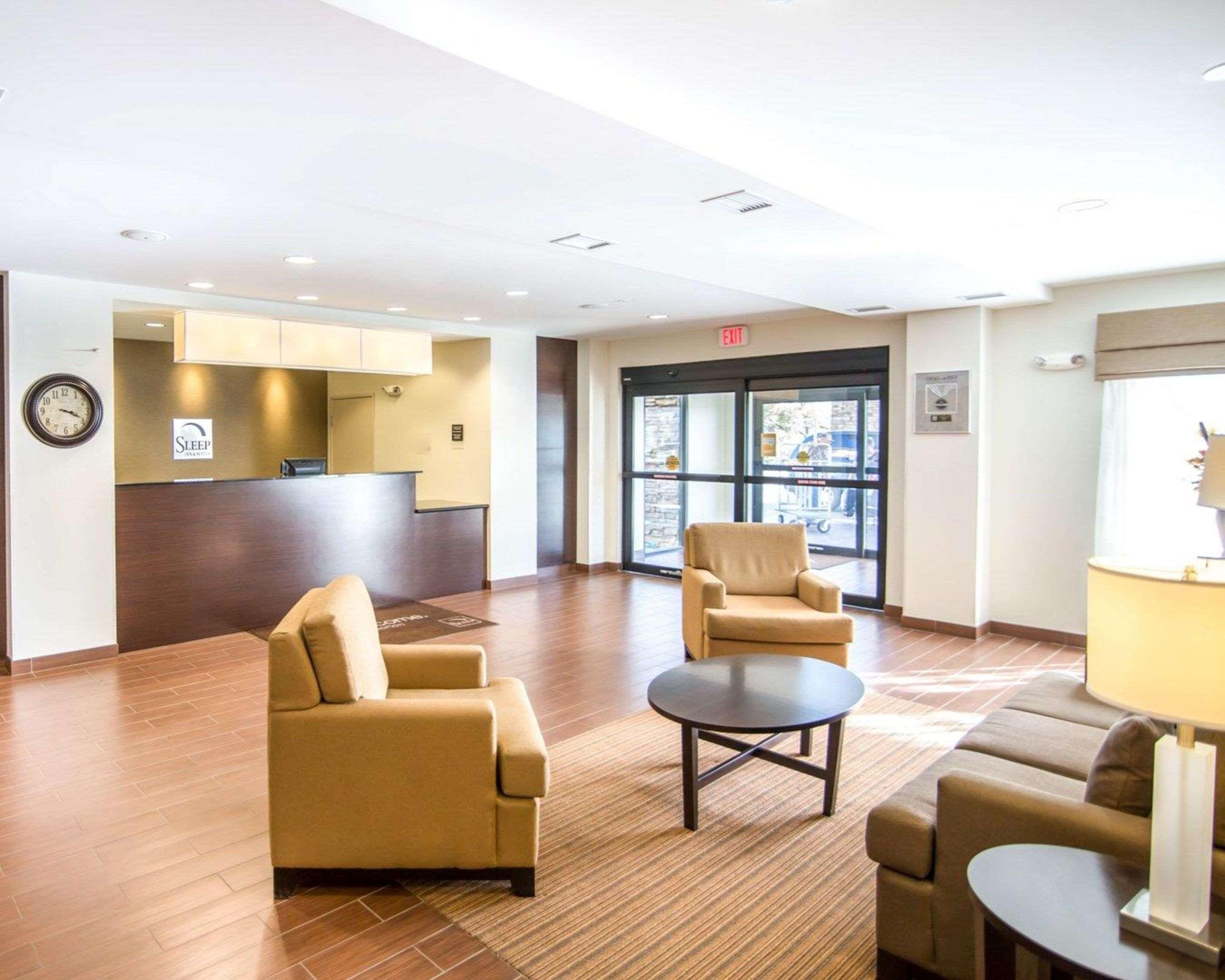 Sleep Inn & Suites Norton Esterno foto
